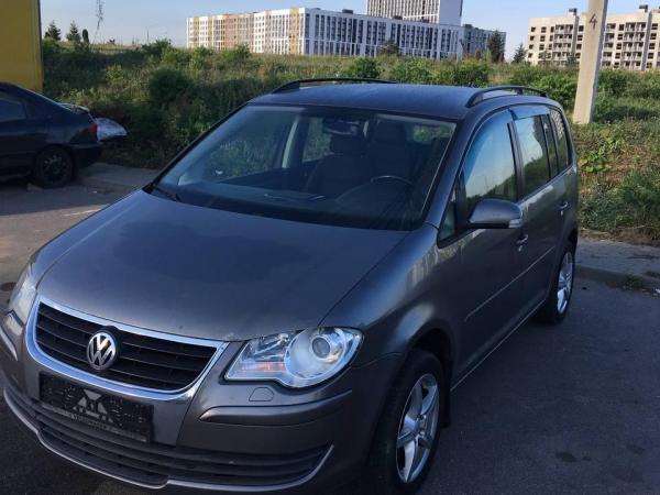 Volkswagen Touran, 2007 год выпуска с двигателем Дизель, 22 506 BYN в г. Минск