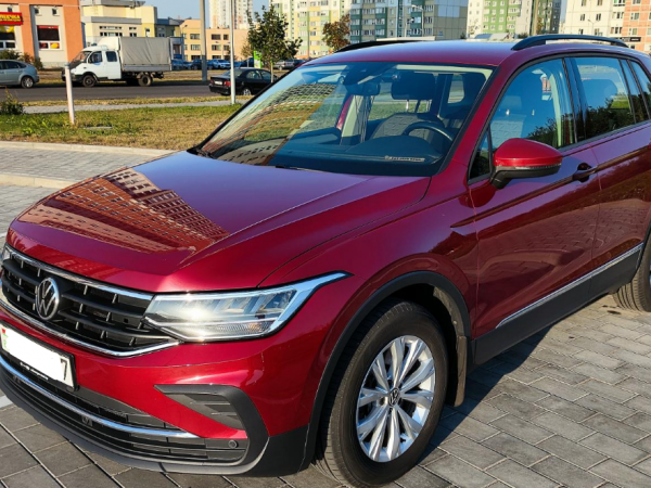 Volkswagen Tiguan, 2021 год выпуска с двигателем Бензин, 112 532 BYN в г. Минск