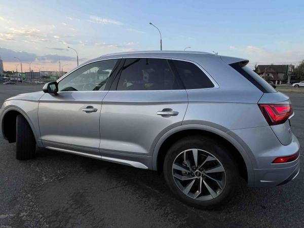 Audi Q5, 2021 год выпуска с двигателем Гибрид, 134 717 BYN в г. Минск