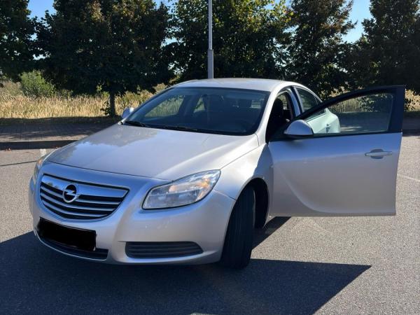 Opel Insignia, 2013 год выпуска с двигателем Бензин, 28 220 BYN в г. Барановичи