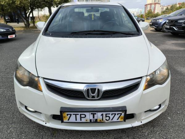 Honda Civic, 2009 год выпуска с двигателем Гибрид, 16 063 BYN в г. Минск