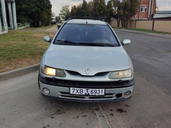 Renault Laguna, 2000 год выпуска с двигателем Бензин, 5 704 BYN в г. Минск