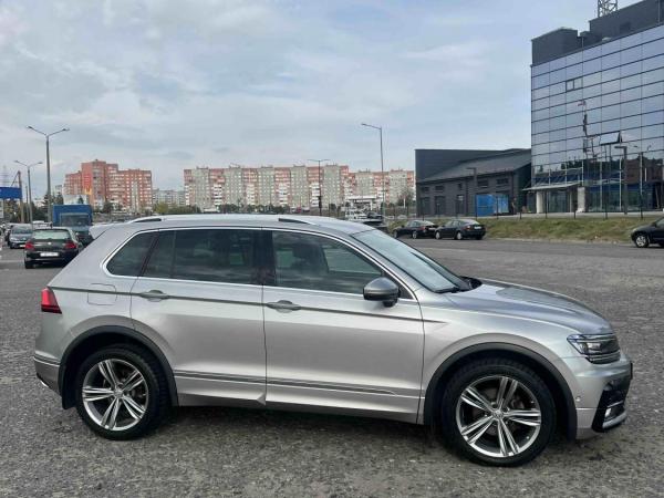 Volkswagen Tiguan, 2019 год выпуска с двигателем Дизель, 97 908 BYN в г. Минск