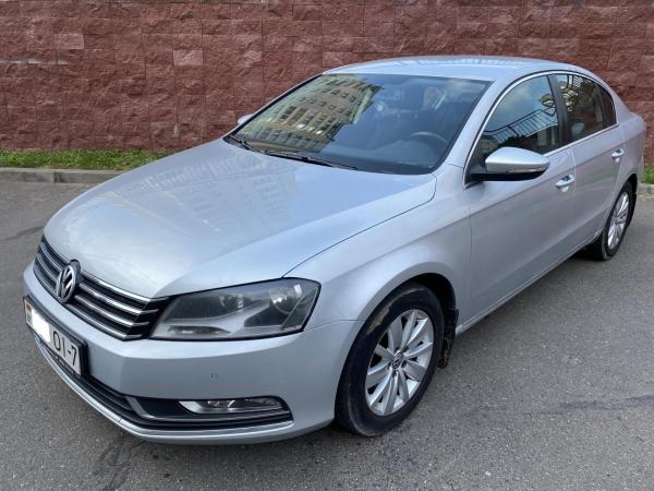 Volkswagen Passat, 2011 год выпуска с двигателем Бензин, 33 719 BYN в г. Минск