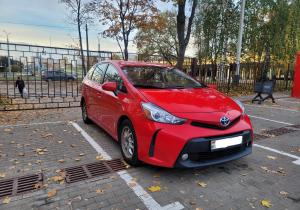 Toyota Prius v (+) в лизинг