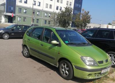 Фото Renault Scenic