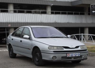 Фото Renault Laguna