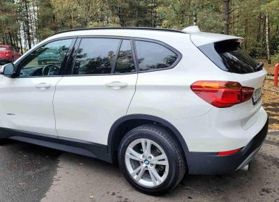 Фото BMW X1