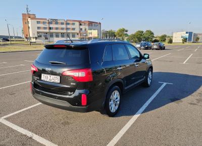 Фото Kia Sorento