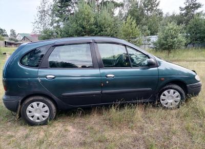 Фото Renault Scenic