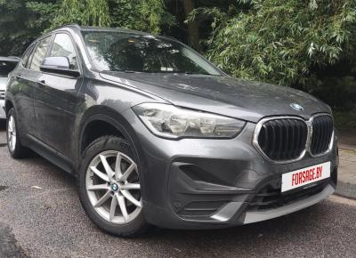 Фото BMW X1