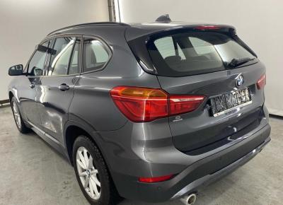 Фото BMW X1