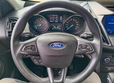 Фото Ford Escape