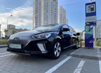 Фото Hyundai IONIQ