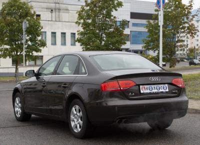 Фото Audi A4