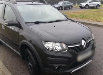 Фото Renault Sandero