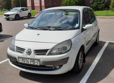 Фото Renault Scenic