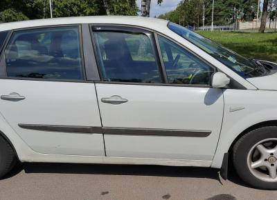 Фото Renault Scenic