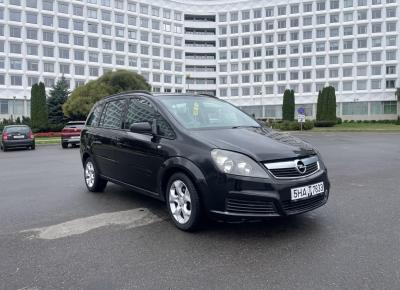 Фото Opel Zafira