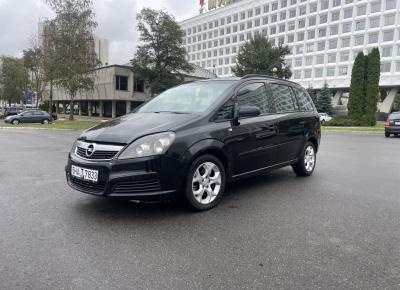 Фото Opel Zafira