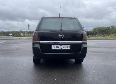 Фото Opel Zafira