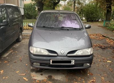 Фото Renault Scenic