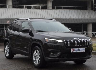 Фото Jeep Cherokee