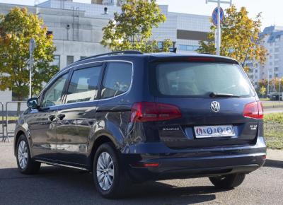 Фото Volkswagen Sharan