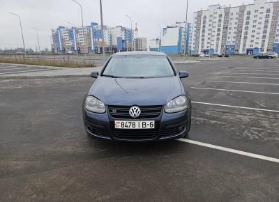 Фото Volkswagen Golf