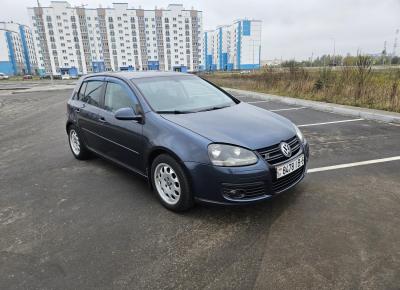 Фото Volkswagen Golf