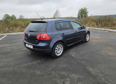 Фото Volkswagen Golf