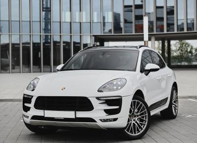 Фото Porsche Macan