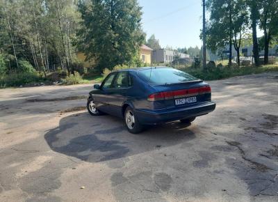 Фото Saab 900