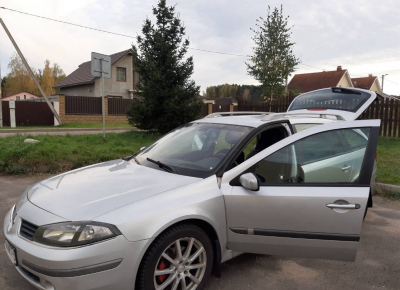 Фото Renault Laguna