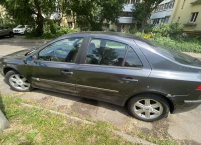 Фото Renault Laguna