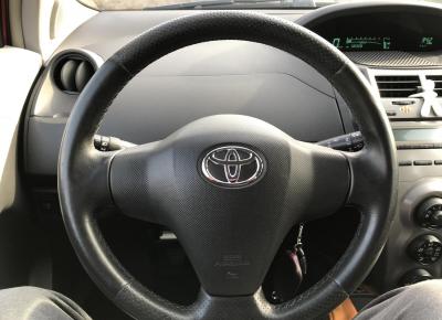 Фото Toyota Yaris