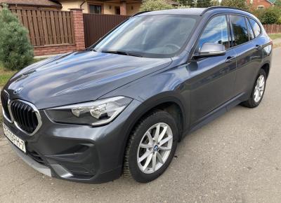 Фото BMW X1