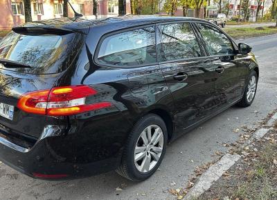 Фото Peugeot 308