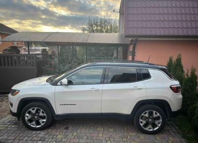 Фото Jeep Compass