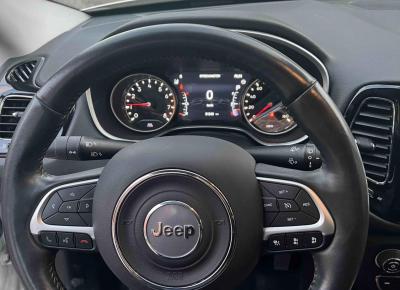 Фото Jeep Compass