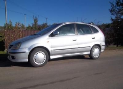 Фото Nissan Almera Tino