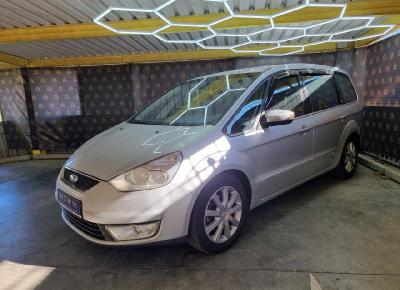 Фото Ford Galaxy