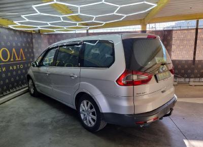 Фото Ford Galaxy