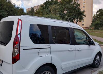 Фото Ford Tourneo Connect