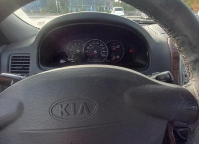 Фото Kia Carnival