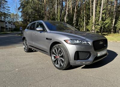 Фото Jaguar F-Pace