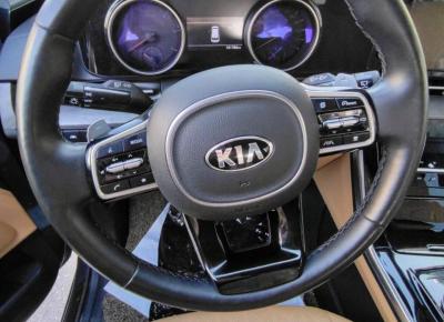 Фото Kia Carnival