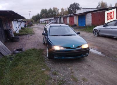 Фото Renault Laguna