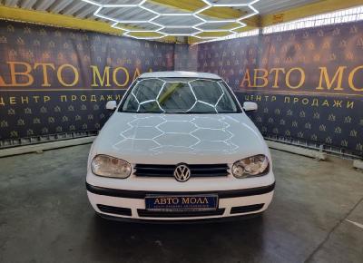 Фото Volkswagen Golf