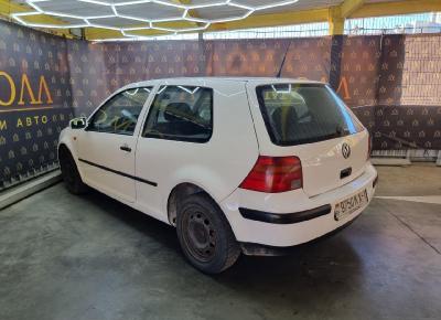 Фото Volkswagen Golf